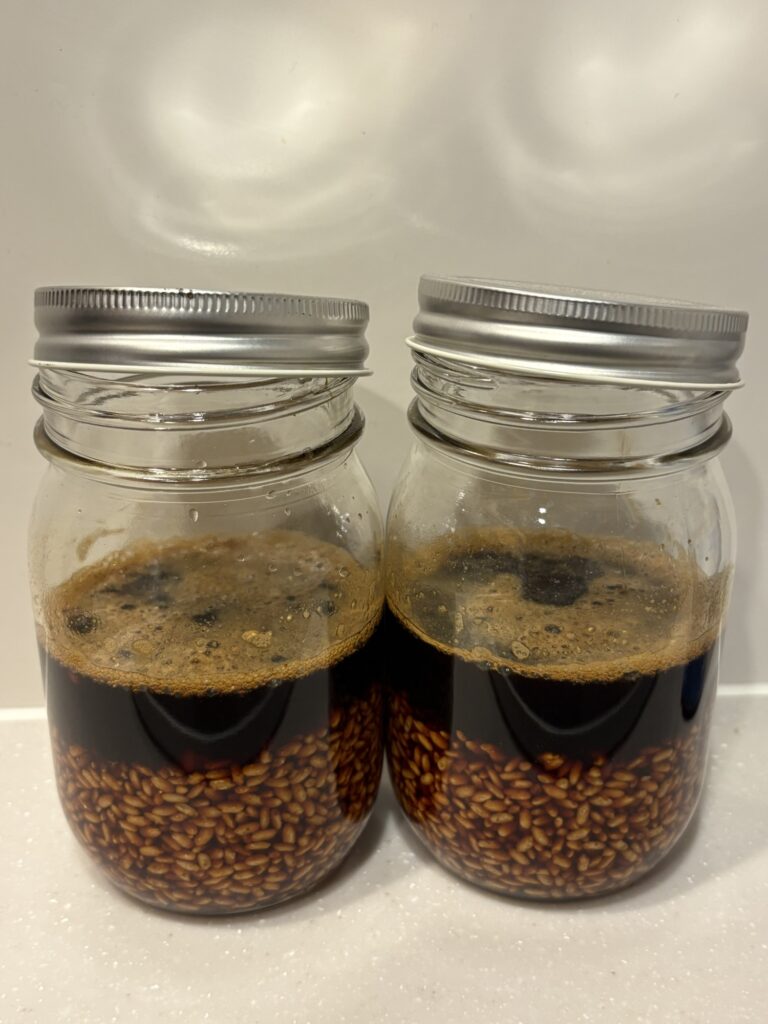 軽く蓋をして直射日光の当たらない場所に置く